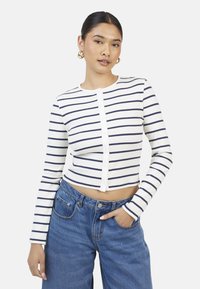 Жилет Жилет