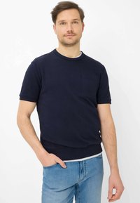 Футболка Футболка