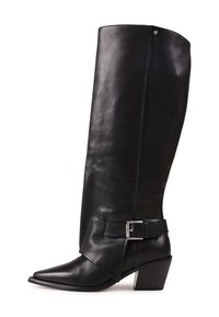 Широкие сапоги