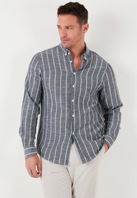 Рубашка Рубашка