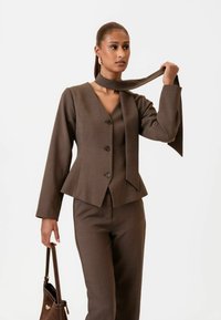 Блейзер Блейзер