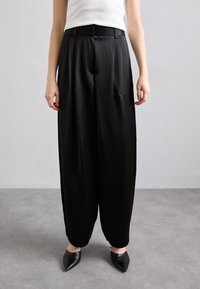 Широкие брюки