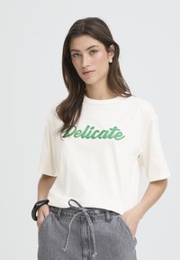 Футболка Футболка