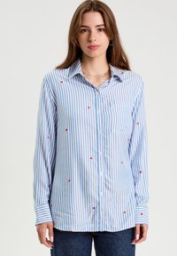 Блузка-рубашка