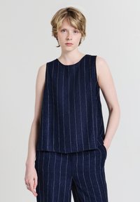 Майка-борцовка