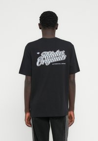 Футболка Футболка