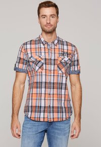 Рубашка с коротким рукавом