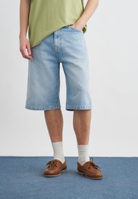 Шорты Шорты