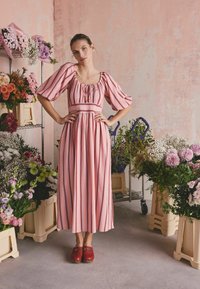 Длинное платье