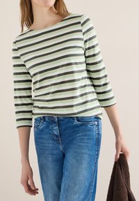 Майка с рукавом три четверти