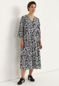 Длинное платье