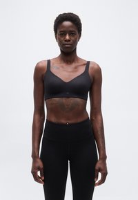 Спортивный бюстгальтер