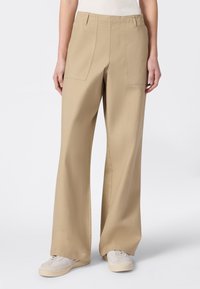 Прямые брюки