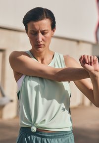 Майка-борцовка