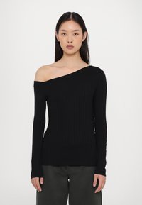 Топ на одно плечо