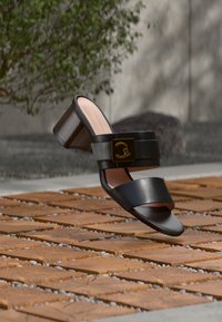 Босоножки Босоножки