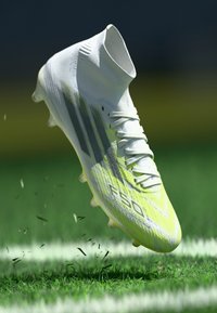 Кроссовки Кроссовки