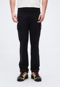 Спортивные штаны