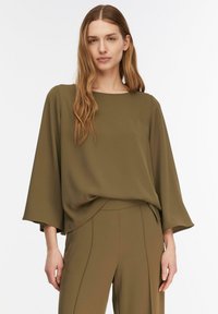 Майка с рукавом три четверти