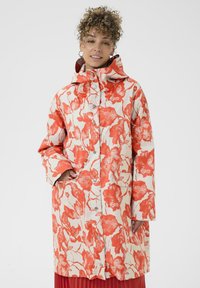 Длинная куртка Длинная куртка