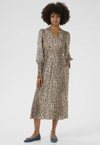 Длинное платье