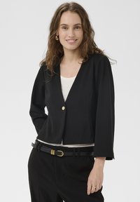 Короткий блейзер