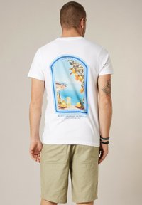 Футболка Футболка