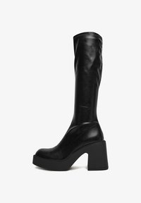 Сапоги на платформе