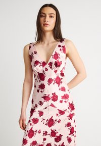 Пляжное платье Пляжное платье