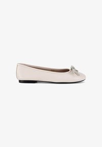 Балетки