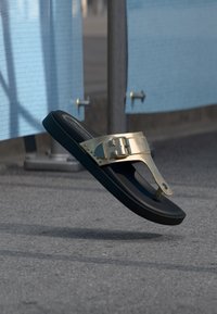 Вьетнамки