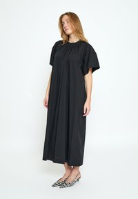 Длинное платье Длинное платье