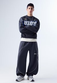 Спортивные штаны Спортивные штаны