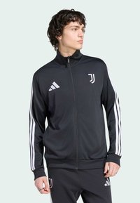 Спортивная форма