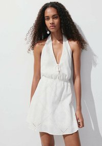 Короткое платье Короткое платье