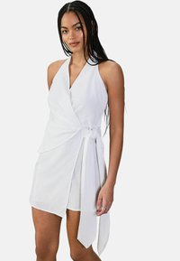 Короткое платье Короткое платье