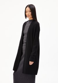 Длинный кардиган Длинный кардиган