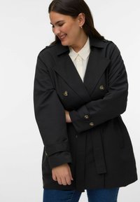 Тренч Тренч