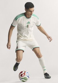Спортивная форма Спортивная форма