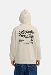 Спортивная кофта