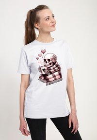 Футболка Футболка