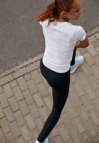 Спортивная майка Спортивная майка