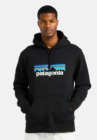 Спортивная кофта Спортивная кофта