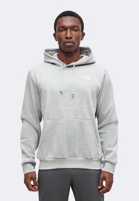 Спортивная кофта