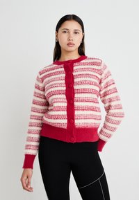 Жаккардовая кофта Жаккардовая кофта