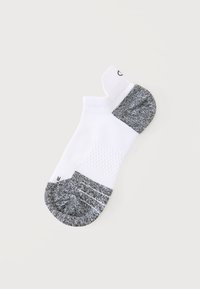 Короткие носки Короткие носки