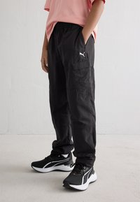 Спортивные штаны