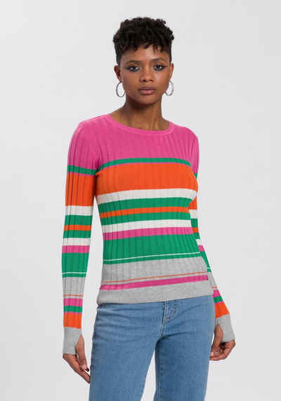 Вязаный пуловер